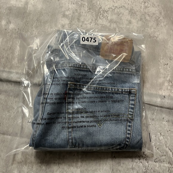 Levis 550 Jeans Mens 16 28x28 Blue Denim Relaxed Fit Straight Leg Cotton Zip Fly - Picture 11 of 11